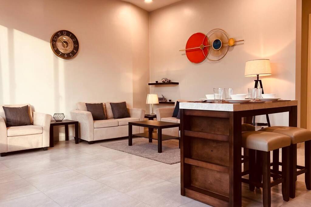 One Guest Place 2Bhk Apartments Near The Beach Muscat Exterior photo