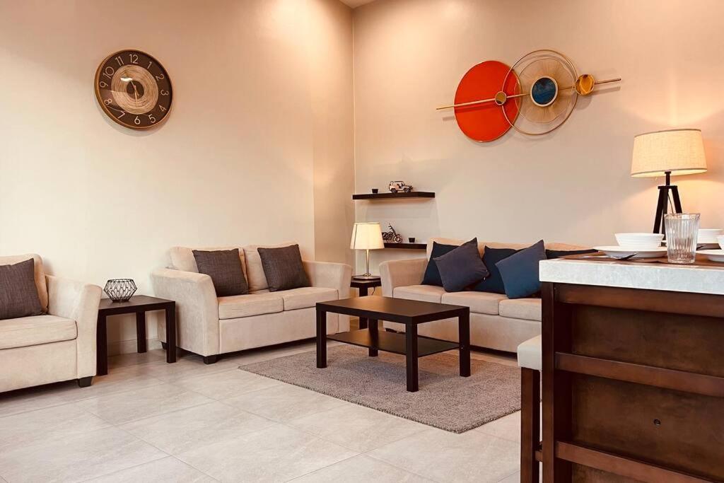 One Guest Place 2Bhk Apartments Near The Beach Muscat Exterior photo