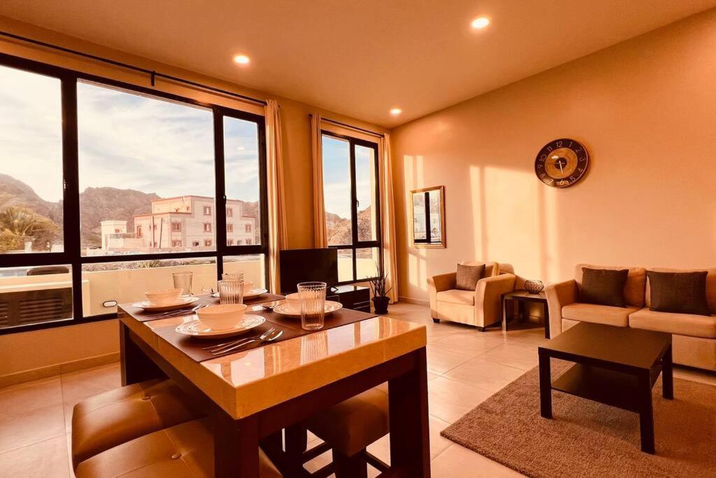 One Guest Place 2Bhk Apartments Near The Beach Muscat Exterior photo