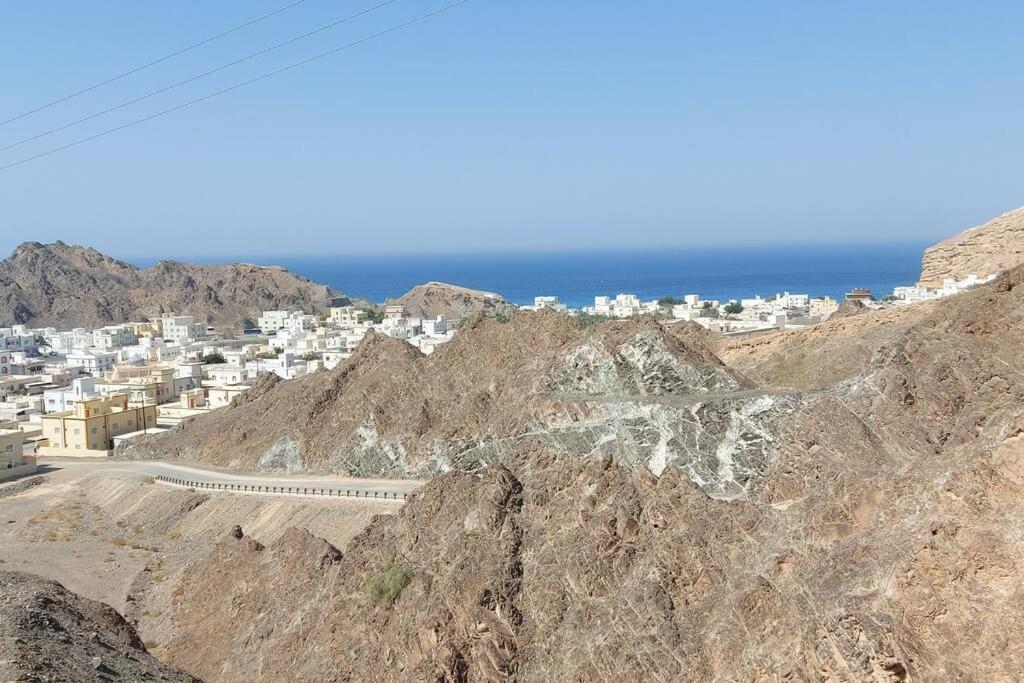One Guest Place 2Bhk Apartments Near The Beach Muscat Exterior photo
