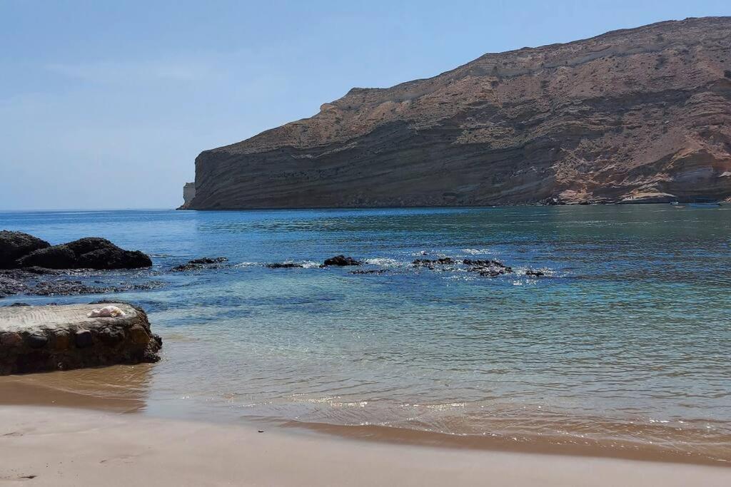 One Guest Place 2Bhk Apartments Near The Beach Muscat Exterior photo