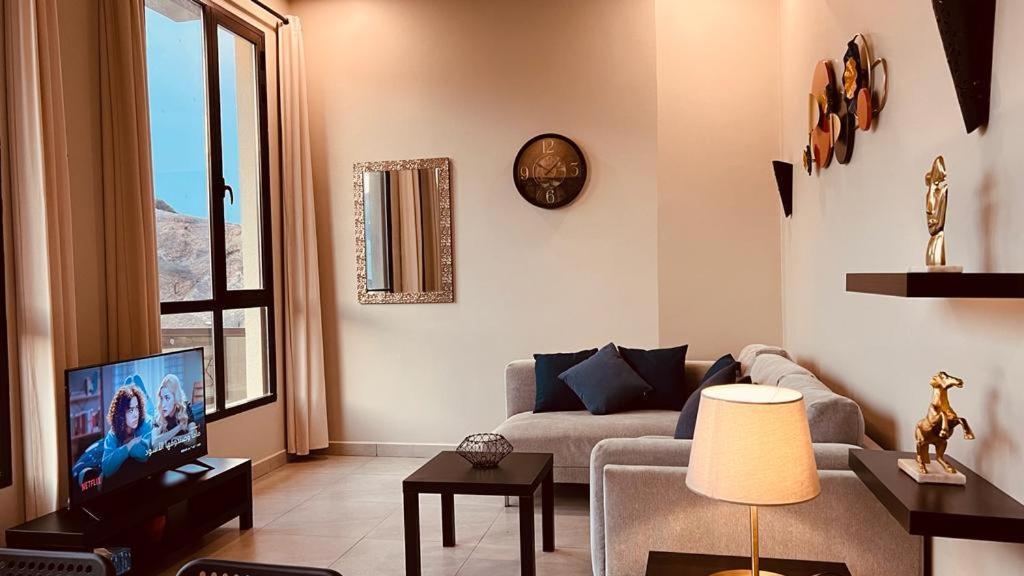 One Guest Place 2Bhk Apartments Near The Beach Muscat Exterior photo