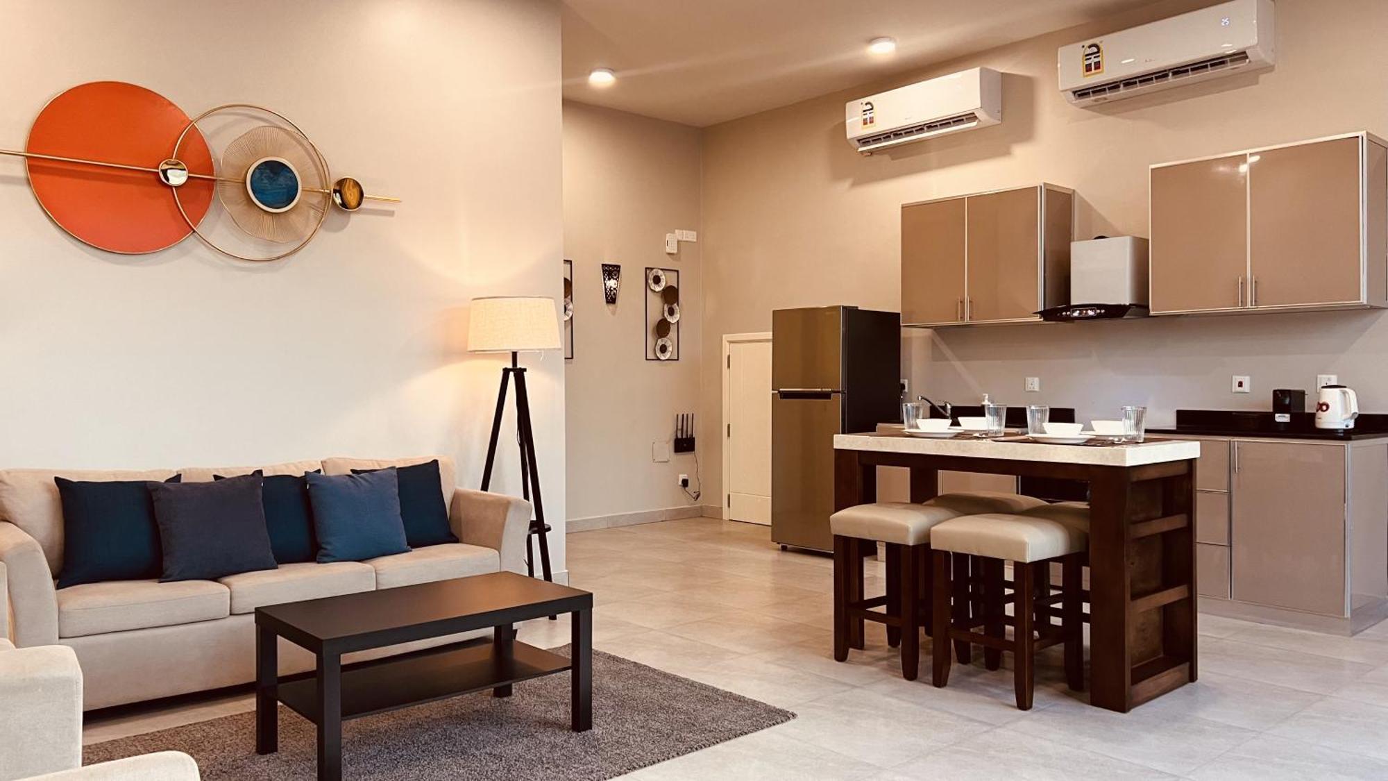 One Guest Place 2Bhk Apartments Near The Beach Muscat Exterior photo